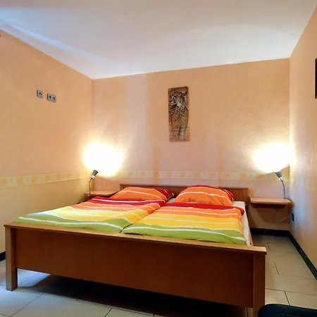 Spacious In Gruefflingen With Sauna *